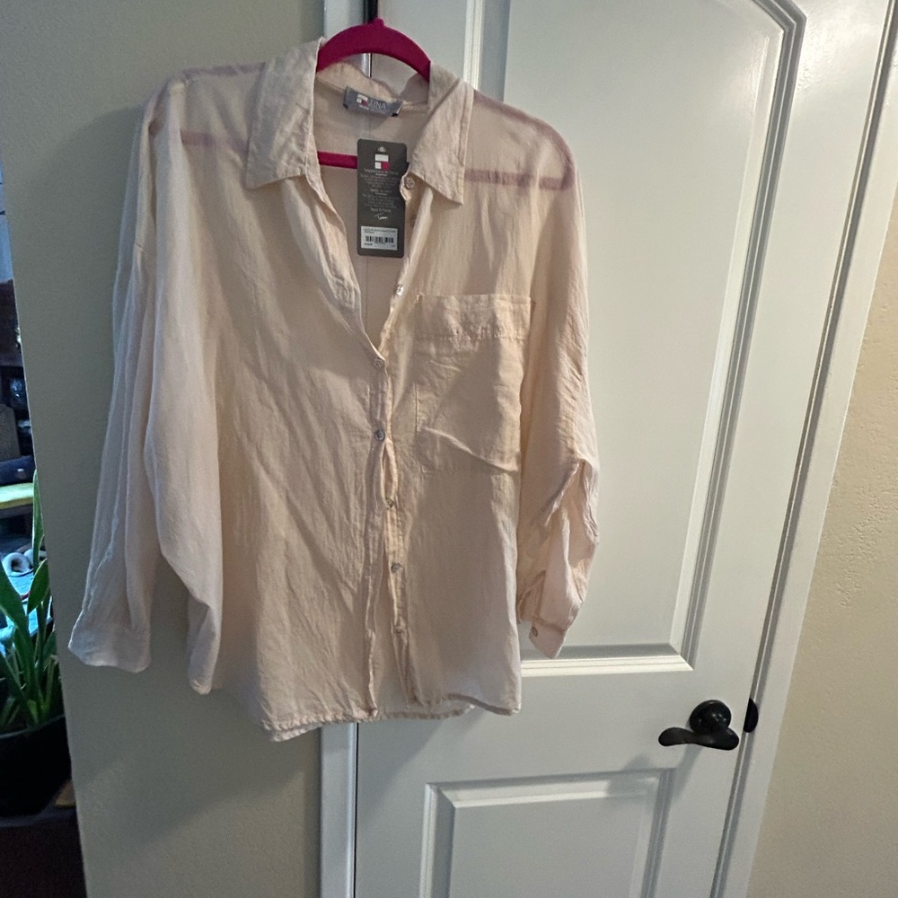Tina Stephens button-up blouse in light rose